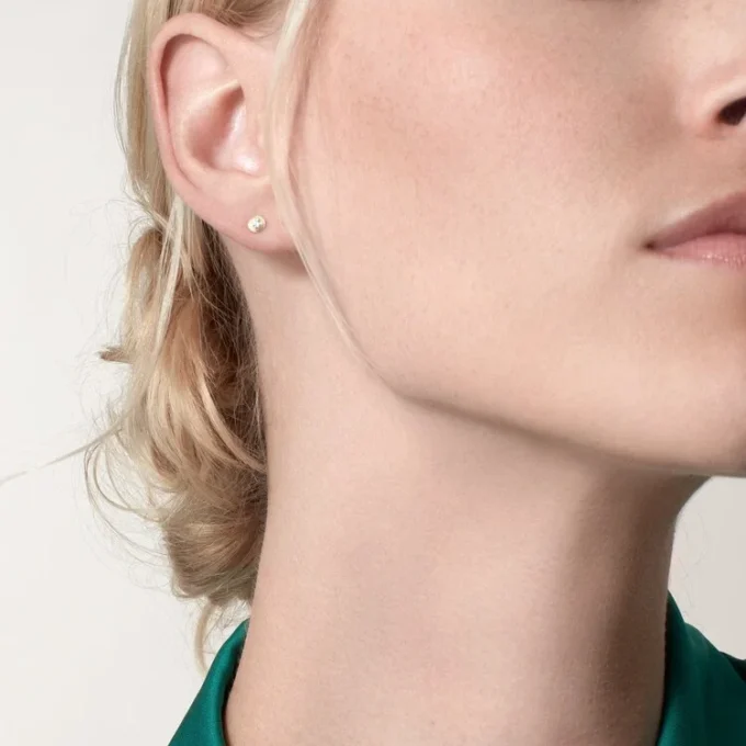 Diamants Legers Earrings – Yellow Gold, Diamonds – Cartier