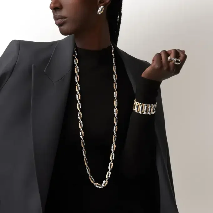 Geometrie & Contrastes Earrings, Onyx, Paved