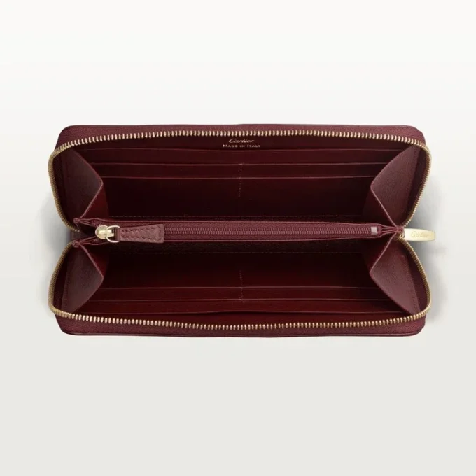 Zipped International Wallet, Must De Cartier – Burgundy Calfskin, Golden Finish – Cartier